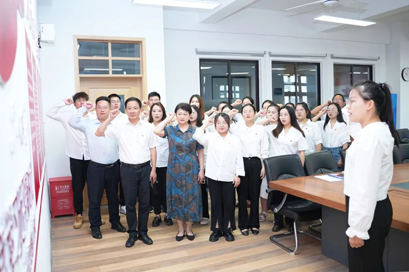 0029cc金沙贵宾会高级中学党支部整个党员大会